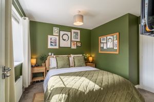 Photo 16- click for photo gallery